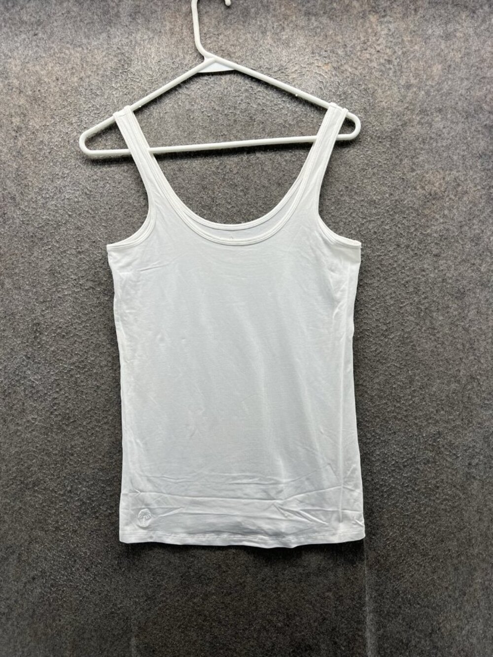 Lilly Pulitzer Tank Top Women Medium White Scoop Neck Sleeveless Jersey Camisole
